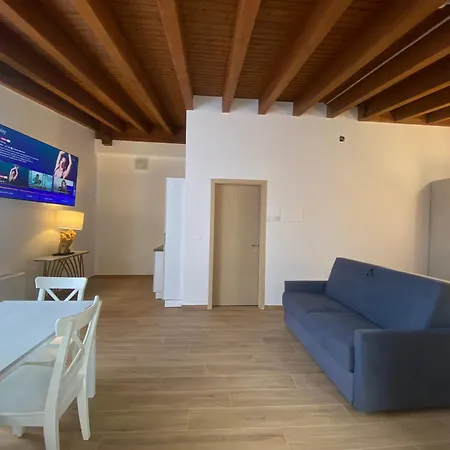 International Apartamento 3*